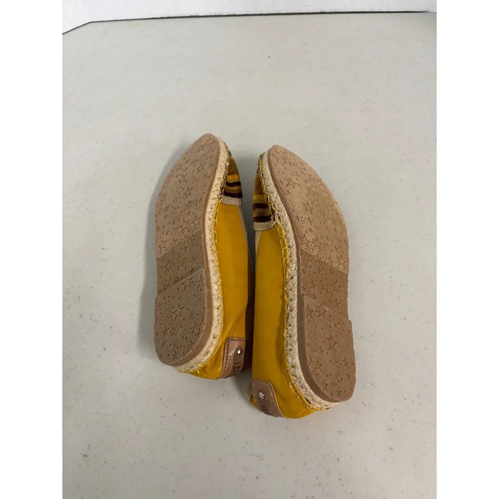 I.D. Required Womens Yellow Striped Espadrille Flats Shoes Star Sole Size 8M‎